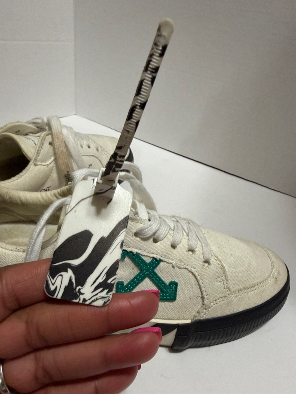 Off white canvas sneakers Size 50/US 9 (Need TLC) - Picture 6 of 17